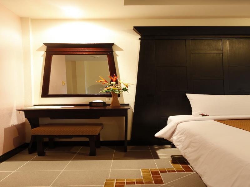 Patong Cottage Resort Exteriör bild