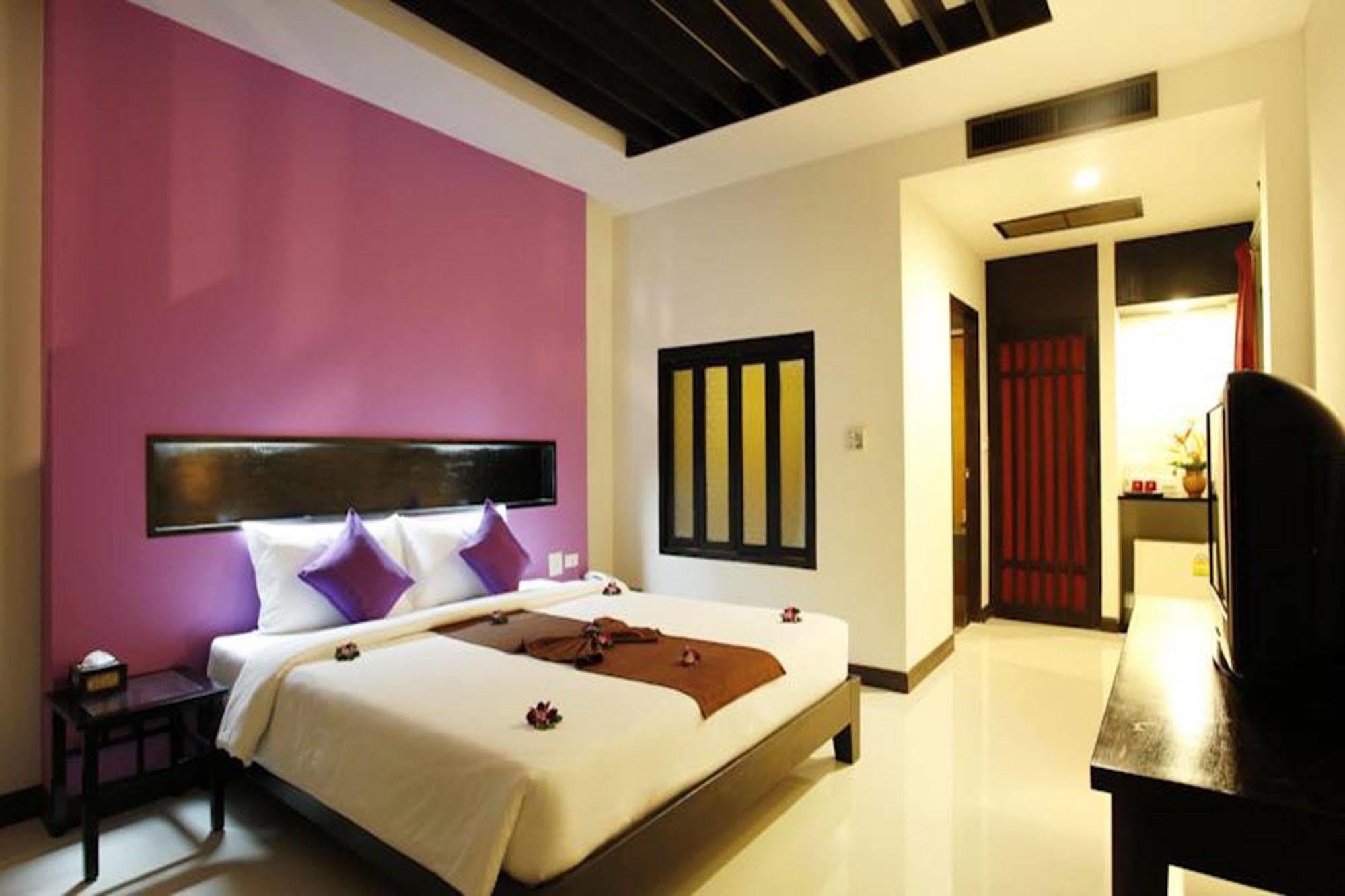 Patong Cottage Resort Exteriör bild