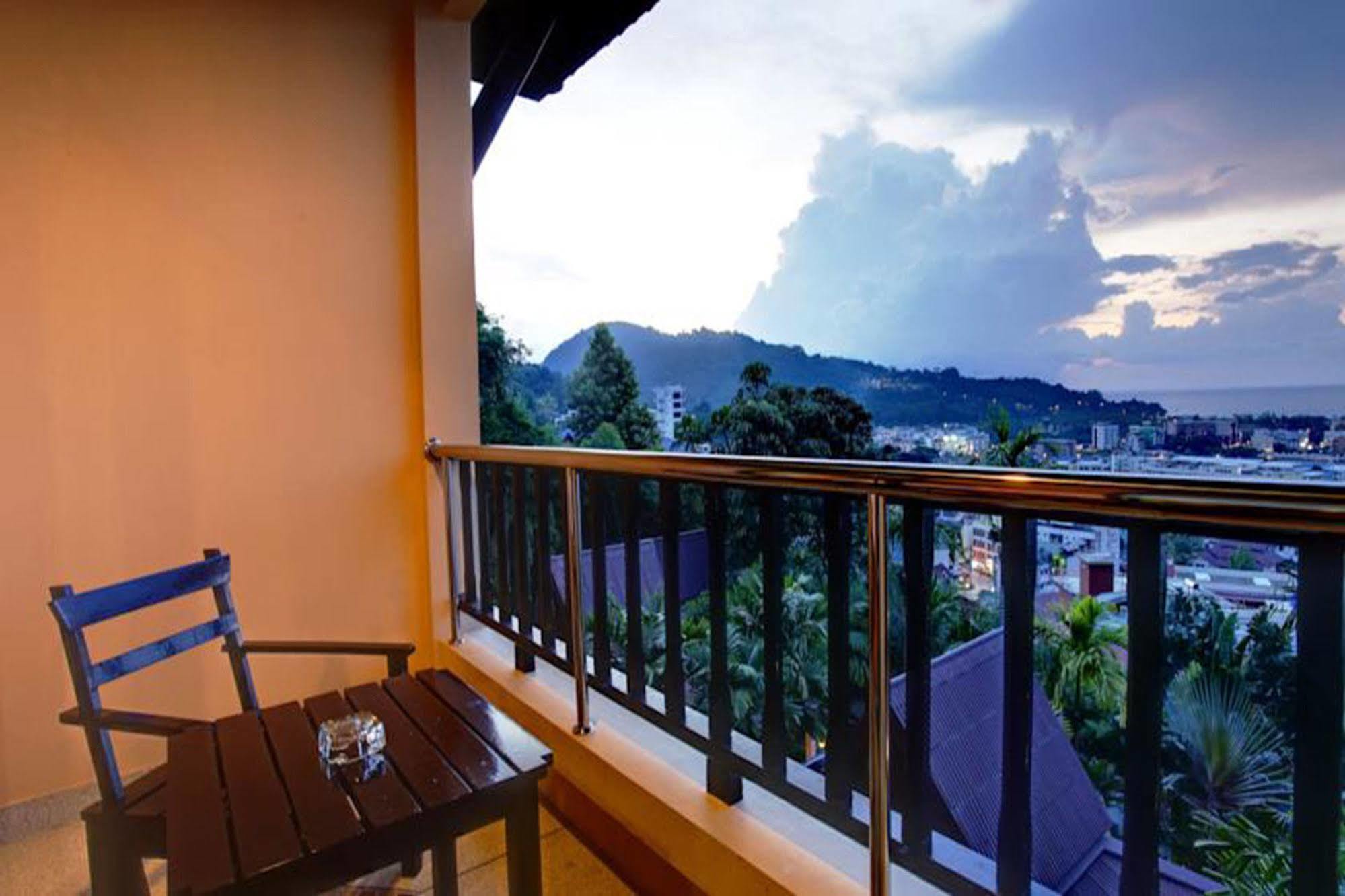 Patong Cottage Resort Exteriör bild